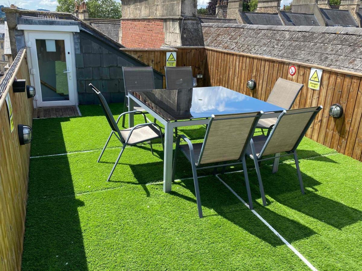 Bath Roof Terrace Apartment, City Centre, Sleeps Up To 8 المظهر الخارجي الصورة