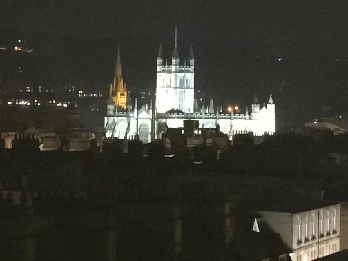 Bath Roof Terrace Apartment, City Centre, Sleeps Up To 8 المظهر الخارجي الصورة