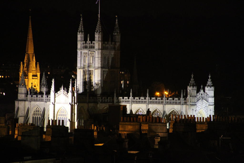 Bath Roof Terrace Apartment, City Centre, Sleeps Up To 8 المظهر الخارجي الصورة